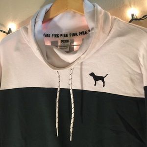 PINK Green and white coal neck sweatshirt